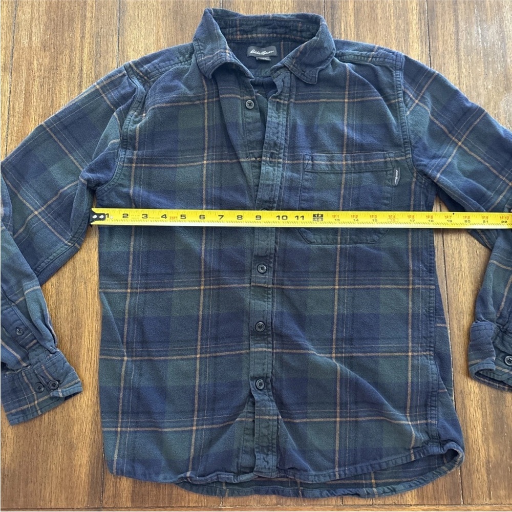 EDDIE BAUER Women Button Down Collar Blue Plaid Flannel Shirt Women's Size Small - Picture 6 of 15